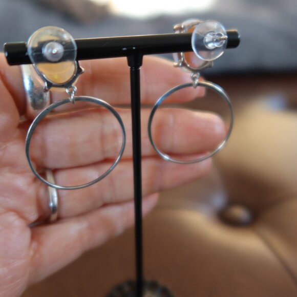 GIANT Opal & 925 sterling silver front facing hoops earrings white/blue sparkles - Picture 5 of 15